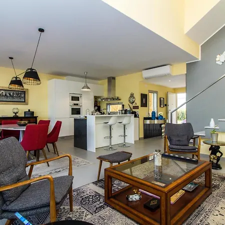 Villa Glamour House By Stay-Ici, Algarve Holiday Rental *
